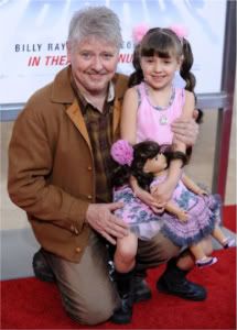 Left : Alina Foley, 6, Jackie C...