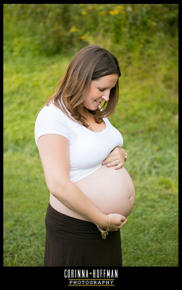 corinna hoffman photography - Falkirk Estate & Country Club Maternity Photographer photo corinna_hoffman_photography_central_valley_newyork_maternity_05_zps558e7dd9.jpg