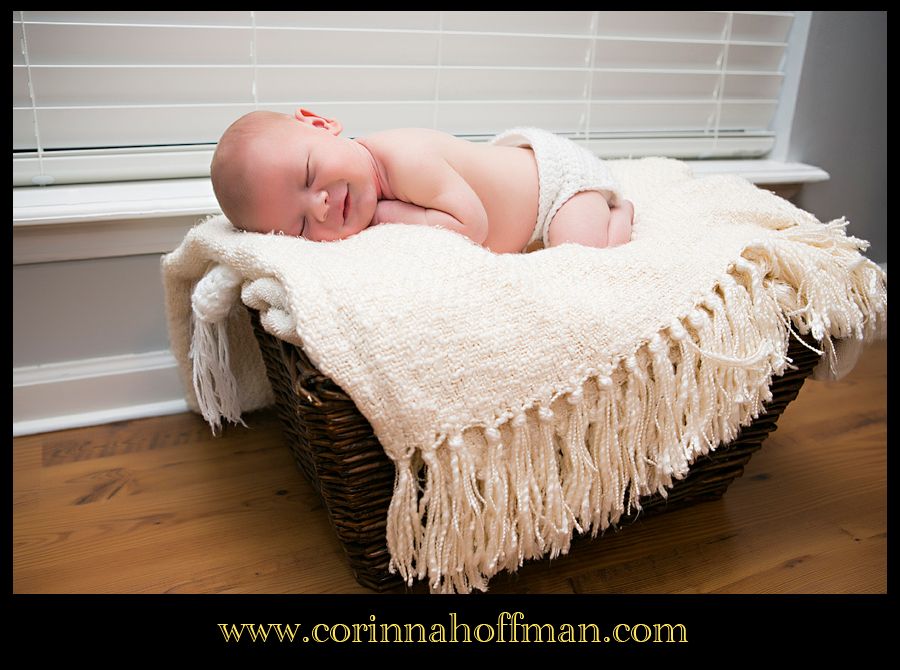  photo Jacksonville_FL_Newborn_Photographer_017-1_zps82de0a07.jpg