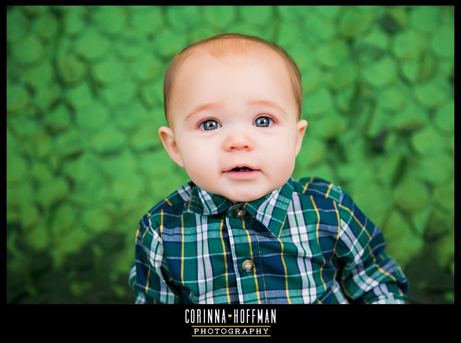 corinna hoffman photography copyright - baby family studio portrait session photo Corinna_Hoffman_Photography_Studio_Portraits_07_zpsgcrofvfh.jpg