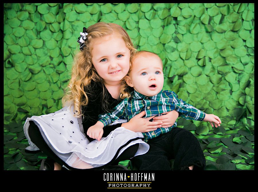 corinna hoffman photography copyright - baby family studio portrait session photo Corinna_Hoffman_Photography_Studio_Portraits_08_zpsavwmijys.jpg