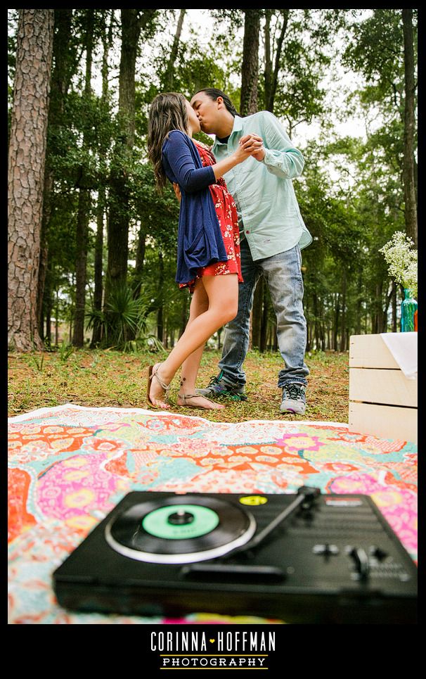 picnic themed engagement session - jacksonville florida wedding photographer - corinna hoffman photography copyright photo Jacksonville-Florida-Engagement-Picnic-Corinna-Hoffman-Photography_009_zpspqe500wi.jpg