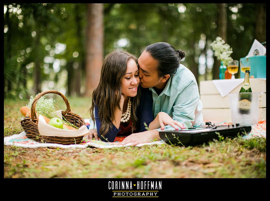 picnic themed engagement session - jacksonville florida wedding photographer - corinna hoffman photography copyright photo Jacksonville-Florida-Engagement-Picnic-Corinna-Hoffman-Photography_017_zpsoqtihv9q.jpg