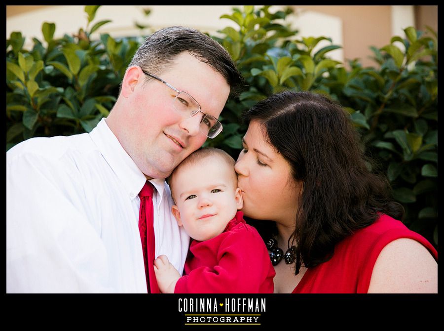  photo Jacksonville_Family_Christmas_Photographer_Corinna_Hoffman_Photography_17_zpsvckltrcu.jpg