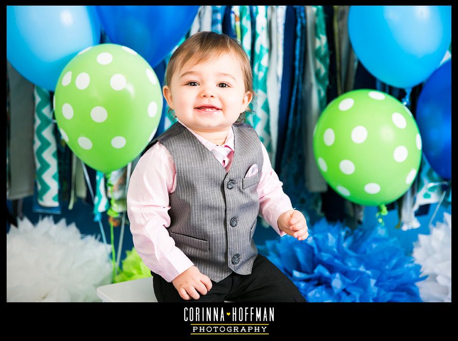 jacksonville florida family baby photographer - birthday cake smash photo session - corinna hoffman photography copyright photo Birthday_Cake_Smash_Studio_Photographer_Corinna_Hoffman_Photography_02_zpsbturjjav.jpg