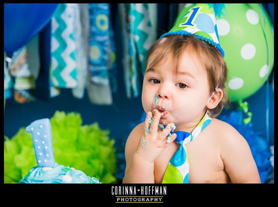 jacksonville florida family baby photographer - birthday cake smash photo session - corinna hoffman photography copyright photo Birthday_Cake_Smash_Studio_Photographer_Corinna_Hoffman_Photography_13_zpsxqkdm38z.jpg