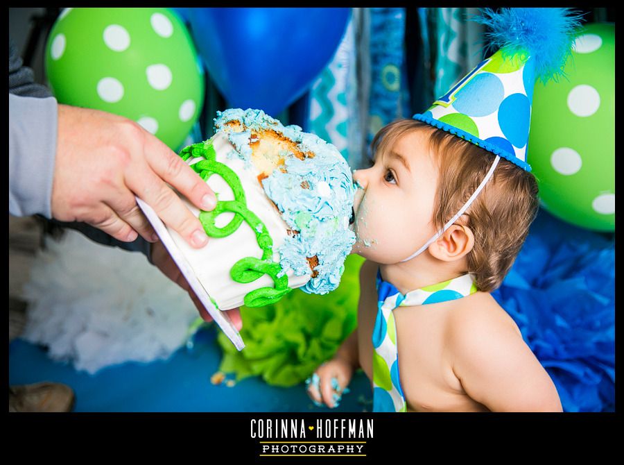 jacksonville florida family baby photographer - birthday cake smash photo session - corinna hoffman photography copyright photo Birthday_Cake_Smash_Studio_Photographer_Corinna_Hoffman_Photography_24_zpswpbb94g7.jpg