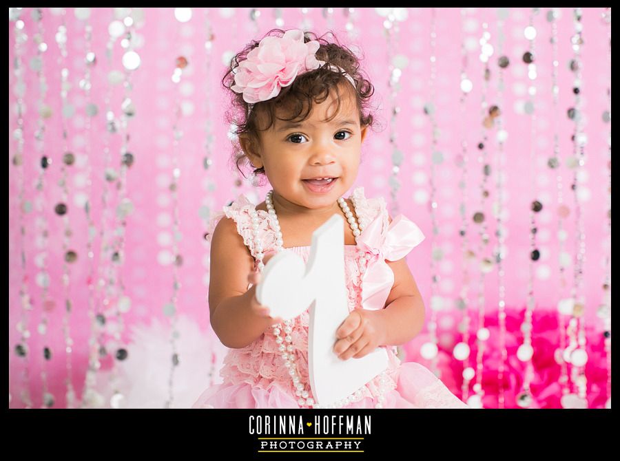 baby birthday cake smash session - jacksonville florida family photographer - corinna hoffman photography copyright photo Birthday_Cake_Smash_Studio_Photographer_Corinna_Hoffman_Photography_31_zps0vwkbfsc.jpg