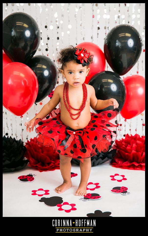 baby birthday cake smash session - jacksonville florida family photographer - corinna hoffman photography copyright photo Birthday_Cake_Smash_Studio_Photographer_Corinna_Hoffman_Photography_40_zpsbiwjk7gi.jpg