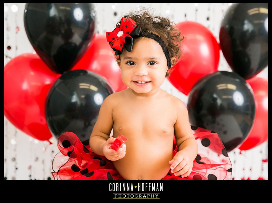 baby birthday cake smash session - jacksonville florida family photographer - corinna hoffman photography copyright photo Birthday_Cake_Smash_Studio_Photographer_Corinna_Hoffman_Photography_42_zps35cfer6j.jpg