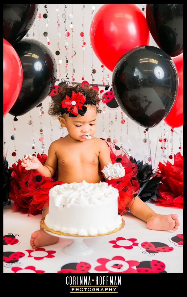 baby birthday cake smash session - jacksonville florida family photographer - corinna hoffman photography copyright photo Birthday_Cake_Smash_Studio_Photographer_Corinna_Hoffman_Photography_44_zpsfmhjxij5.jpg