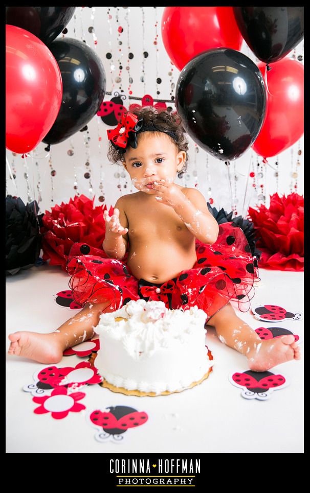 baby birthday cake smash session - jacksonville florida family photographer - corinna hoffman photography copyright photo Birthday_Cake_Smash_Studio_Photographer_Corinna_Hoffman_Photography_49_zps49o0cpyb.jpg