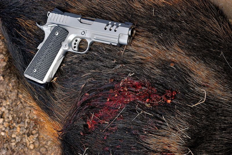 .40%20SampW%20with%20180gr%20HST%20%207yrds%20amp%201030%20fps%20mv%204_zpsop2lyejh.jpg