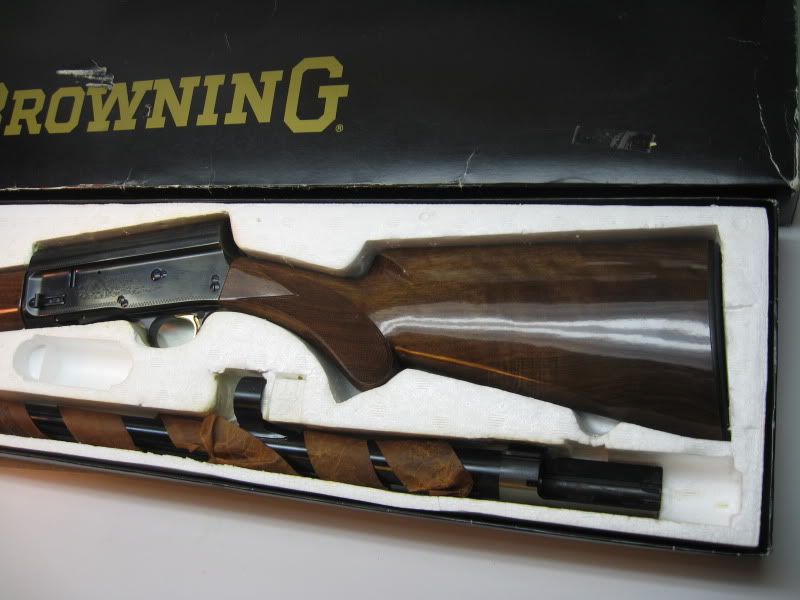 BrowningA52.jpg