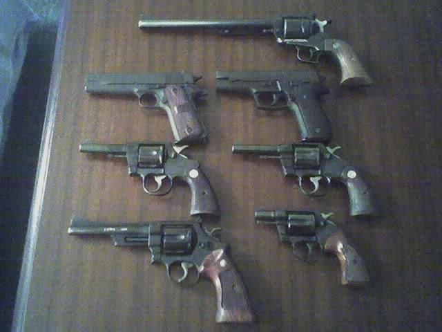 Packofpistols.jpg