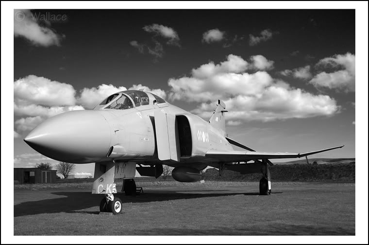 http://i26.photobucket.com/albums/c110/WShackleton/XV406_m-Carlisle_20090329_0.jpg