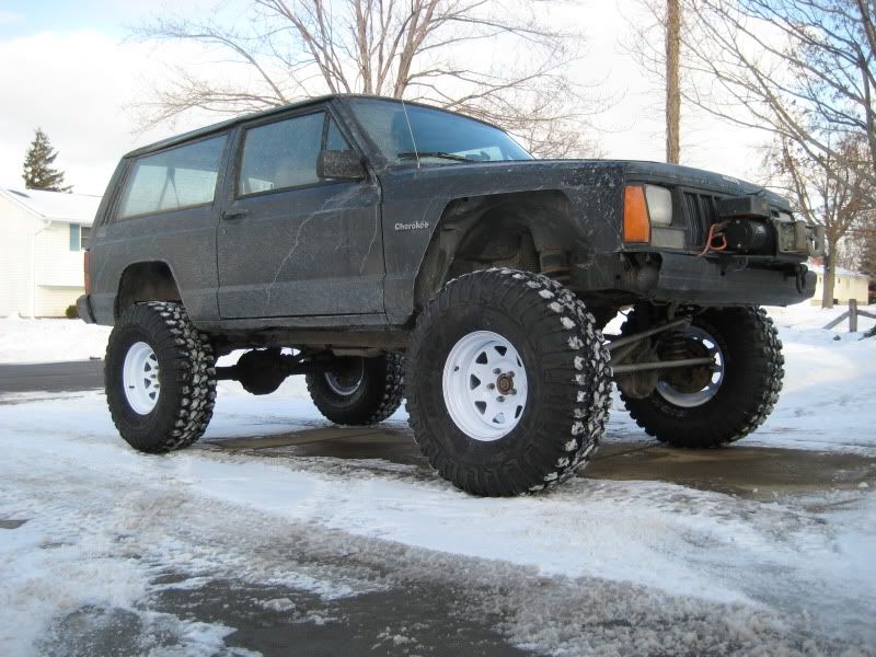 http://i26.photobucket.com/albums/c114/mindless311/jeepjeep118.jpg