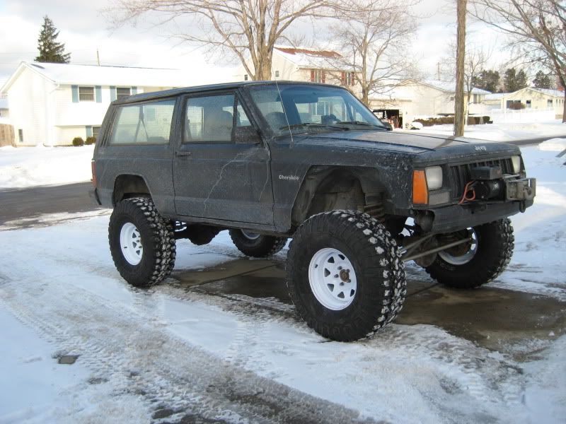 http://i26.photobucket.com/albums/c114/mindless311/jeepjeep119.jpg