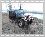 http://i26.photobucket.com/albums/c114/mindless311/th_jeepjeep098.jpg