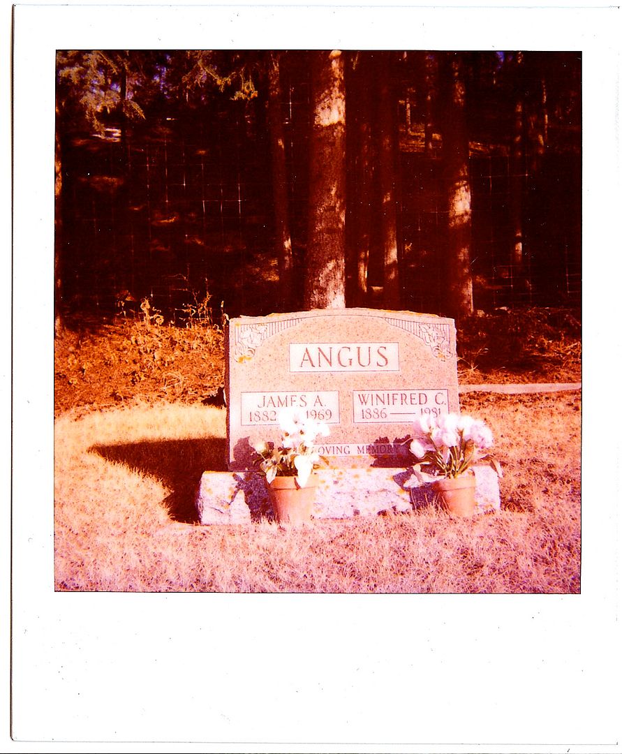 gravestone,bnaff cemitary,Angus
