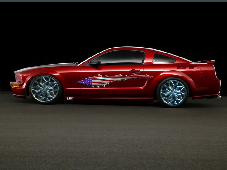 2005-Ford-Mustang-GT-studio-side-10.jpg
