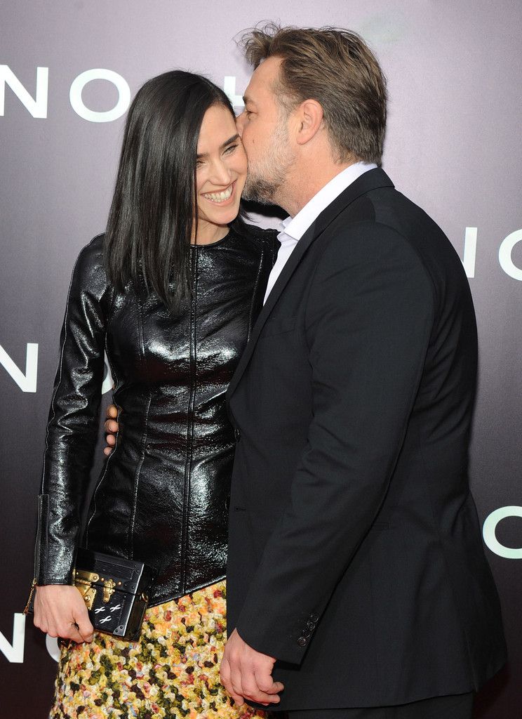 photo RussellCroweNoahNewYorkPremiereInside6dtrzBGTYbCx_zpse2545098.jpg