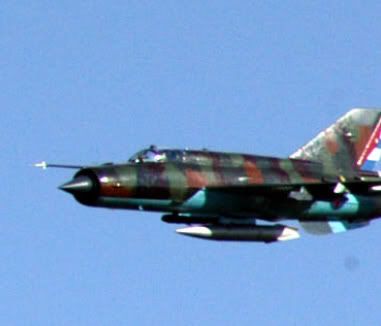 http://i26.photobucket.com/albums/c127/Husanga/mig-21bisalestedelahabanajulio2005.jpg