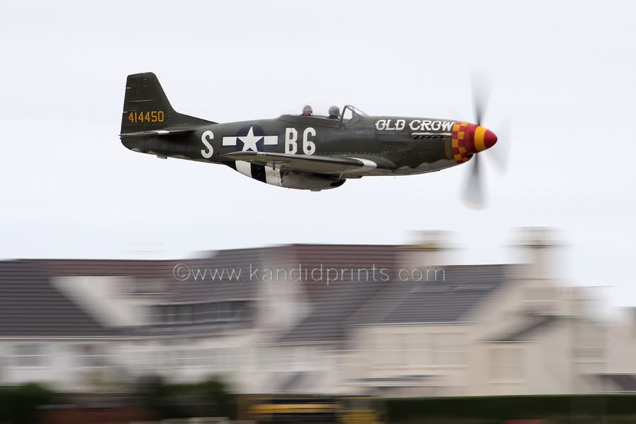 http://i26.photobucket.com/albums/c131/en830/Airshow%2009/BoBW2009_0003.jpg
