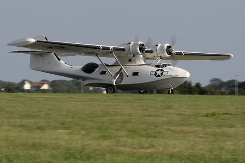 http://i26.photobucket.com/albums/c131/en830/Jersey%20Airshow%202006%20The%20Arrivals/CRW_2865_fp.jpg