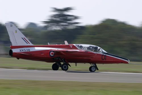 http://i26.photobucket.com/albums/c131/en830/Jersey%20Airshow%202006%20The%20Arrivals/CRW_2994_FP.jpg
