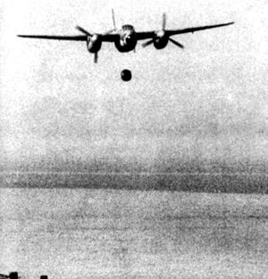 http://i26.photobucket.com/albums/c131/en830/Misc/Mosquito_Dropping_Highball.jpg
