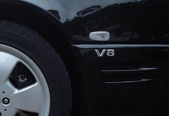 V8Badge.jpg