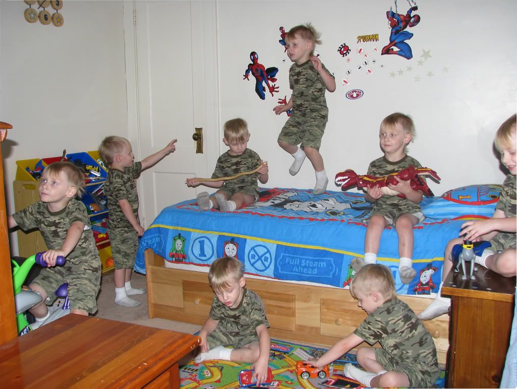 IMAGE: http://i26.photobucket.com/albums/c135/mullhawk/theXans2.jpg