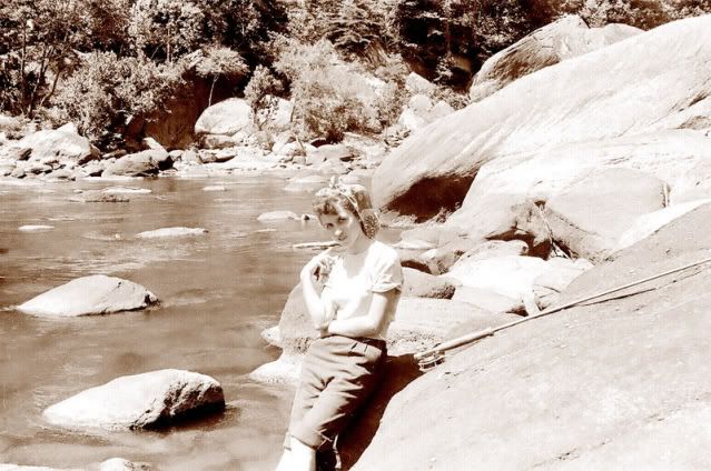 1952mom03.jpg
