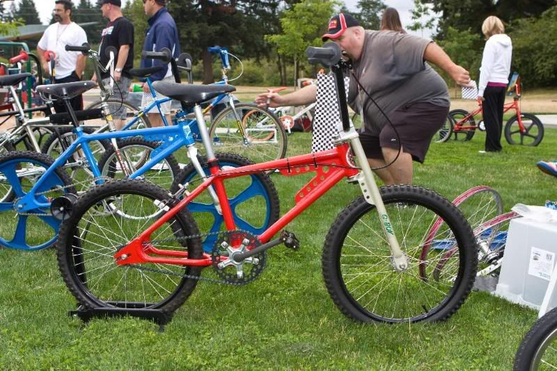 DEACON LOVES OREO'S SO MUCH Forums