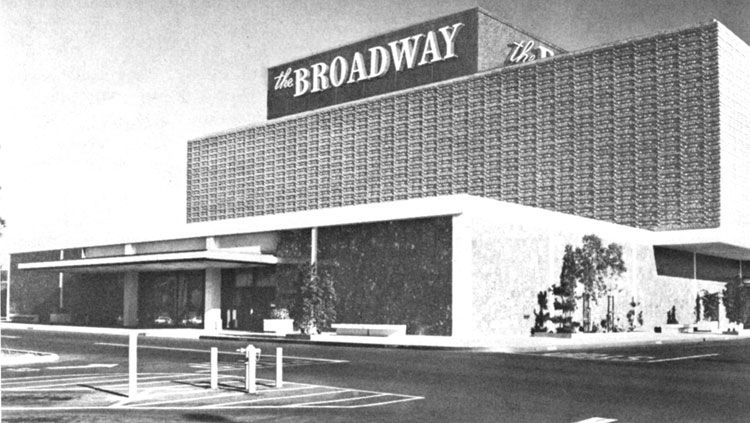  photo broadwayStore.jpg