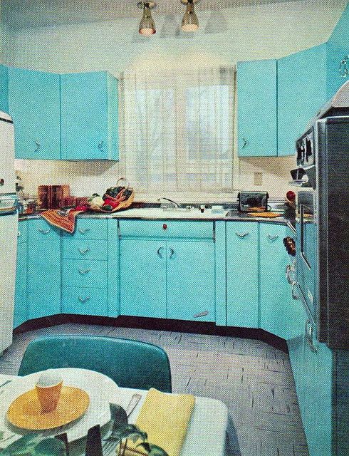 Chronically Vintage: Delightfully pretty 1950s turquoise kitchen