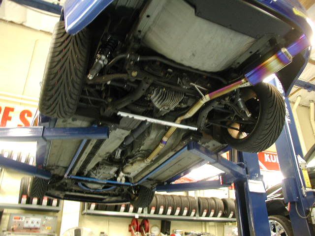 http://i26.photobucket.com/albums/c146/nsptommy/amuse%20exhaust/amuseexhaust3.jpg