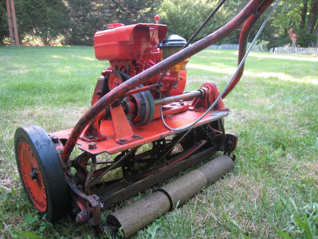 Pictures and video of my 1949 Jacobsen Lawn Queen reel mower ...