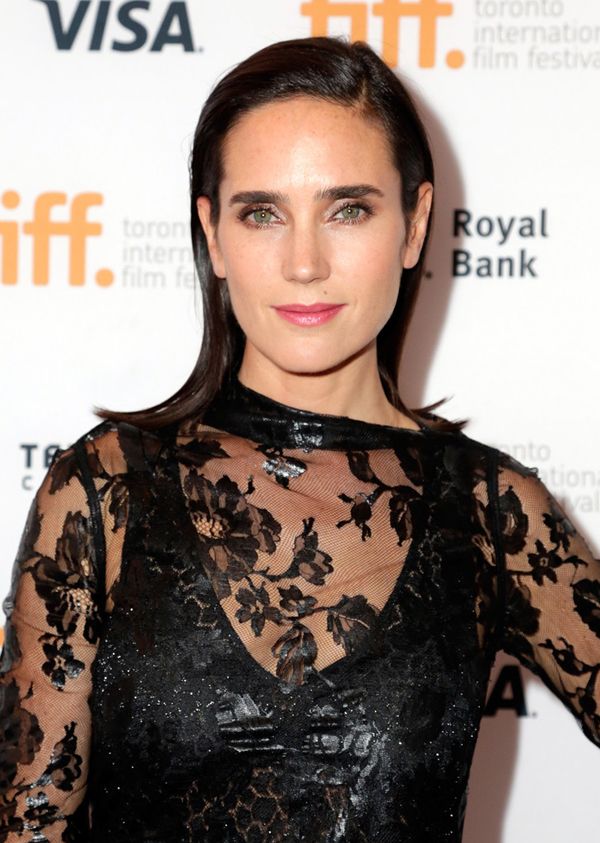 photo JenniferConnellyShelterPremiereArrivalsV1T22qAMXevx_zpscca51f8a.jpg